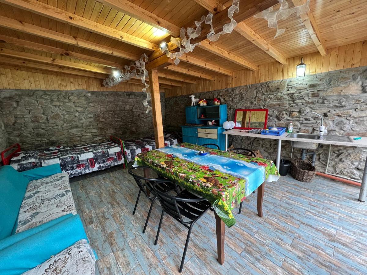 Готель Цяла Ваканционна Къща- Florina Houses Goranovtsi Екстер'єр фото